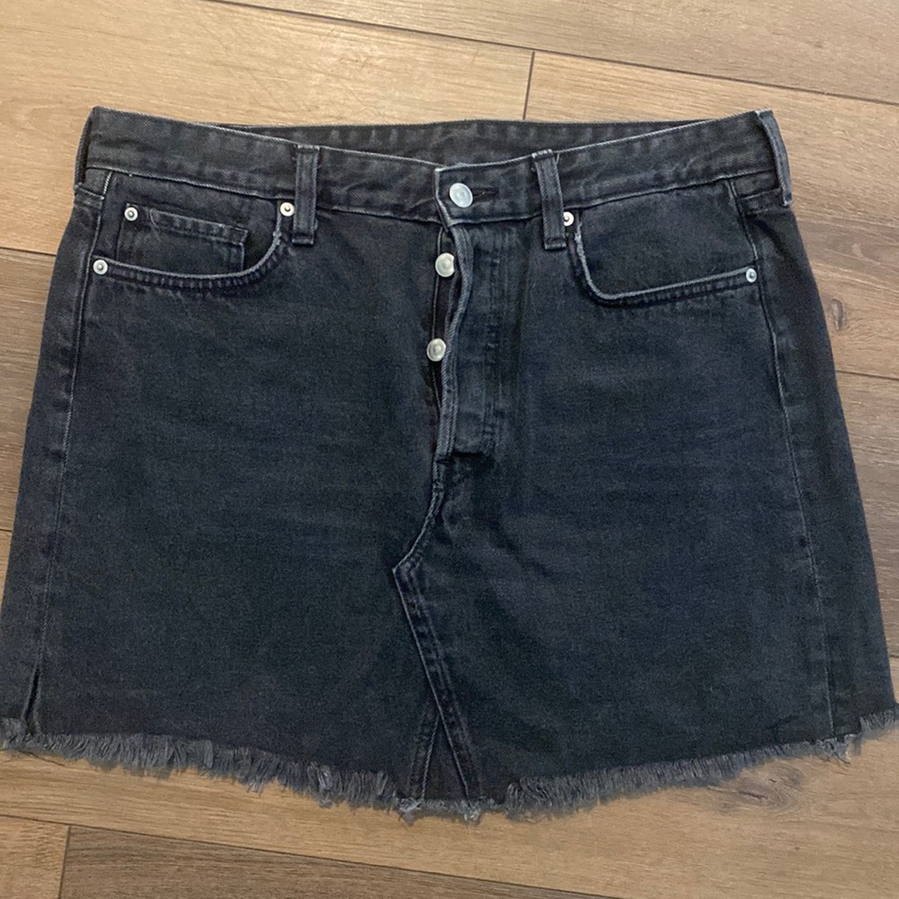 H&M black jean skirt size 12